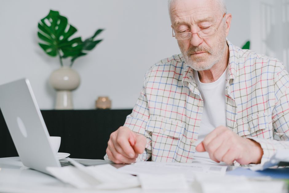 5 Legal Ways To Cut Your Medicare Expenses