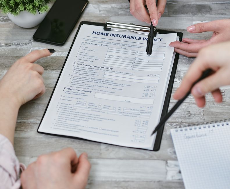 Compare Medicare Plans Side-by-Side for Lower Costs